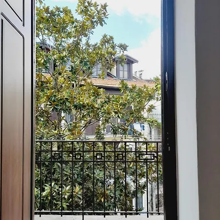 Flat in Milano, Isola-3